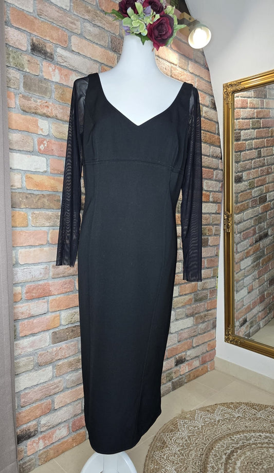Escada Kleid in Schwarz mit transparenten Mesh-Ärmeln und Volantdetail auf der Rückseite Größe 42