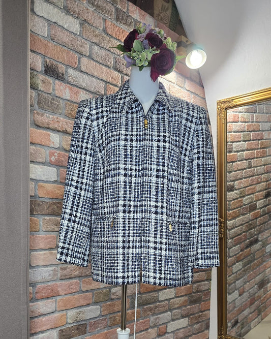 givenchyjackekaro