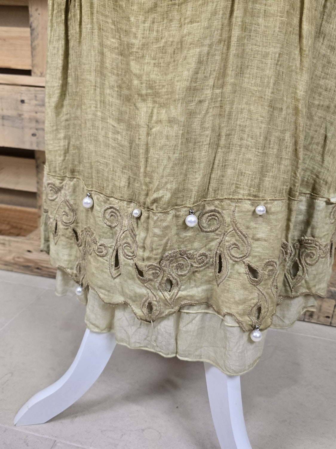 Elisa Cavaletti Maxirock mit Perlendetails Olive