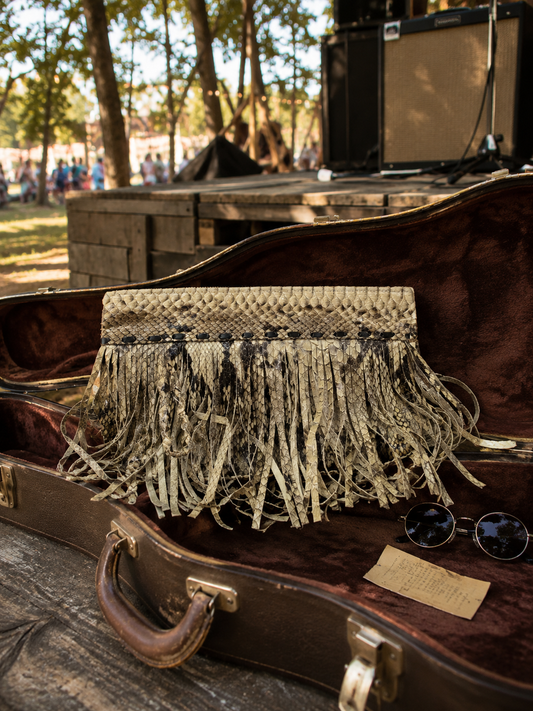 Tres Ibiza Fransen Clutch