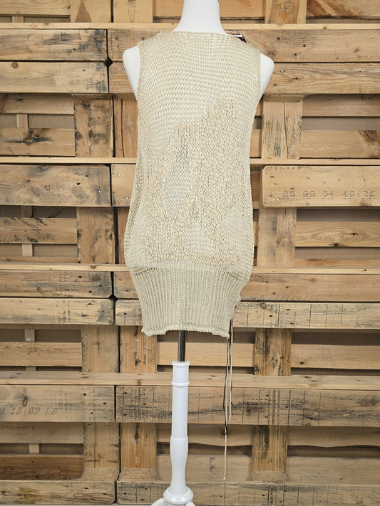 Sommerliches Stricktop mit Lederband